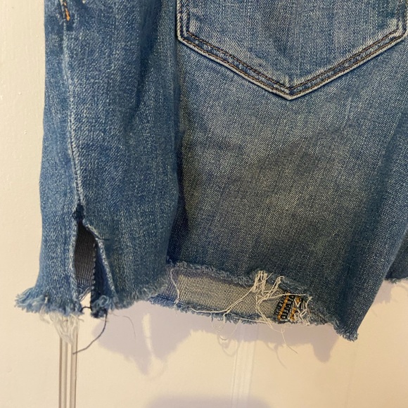 H&M Maternity Cut-off Jean Shorts - Picture 4 of 8